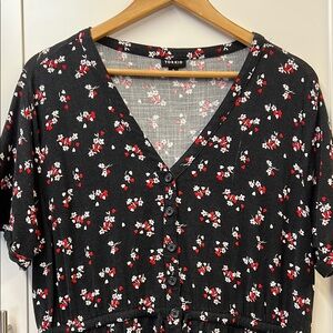 Torrid Black and Red Floral Button-Up shorts jumper